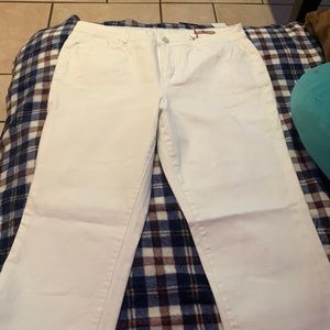 Mide rise straight legs